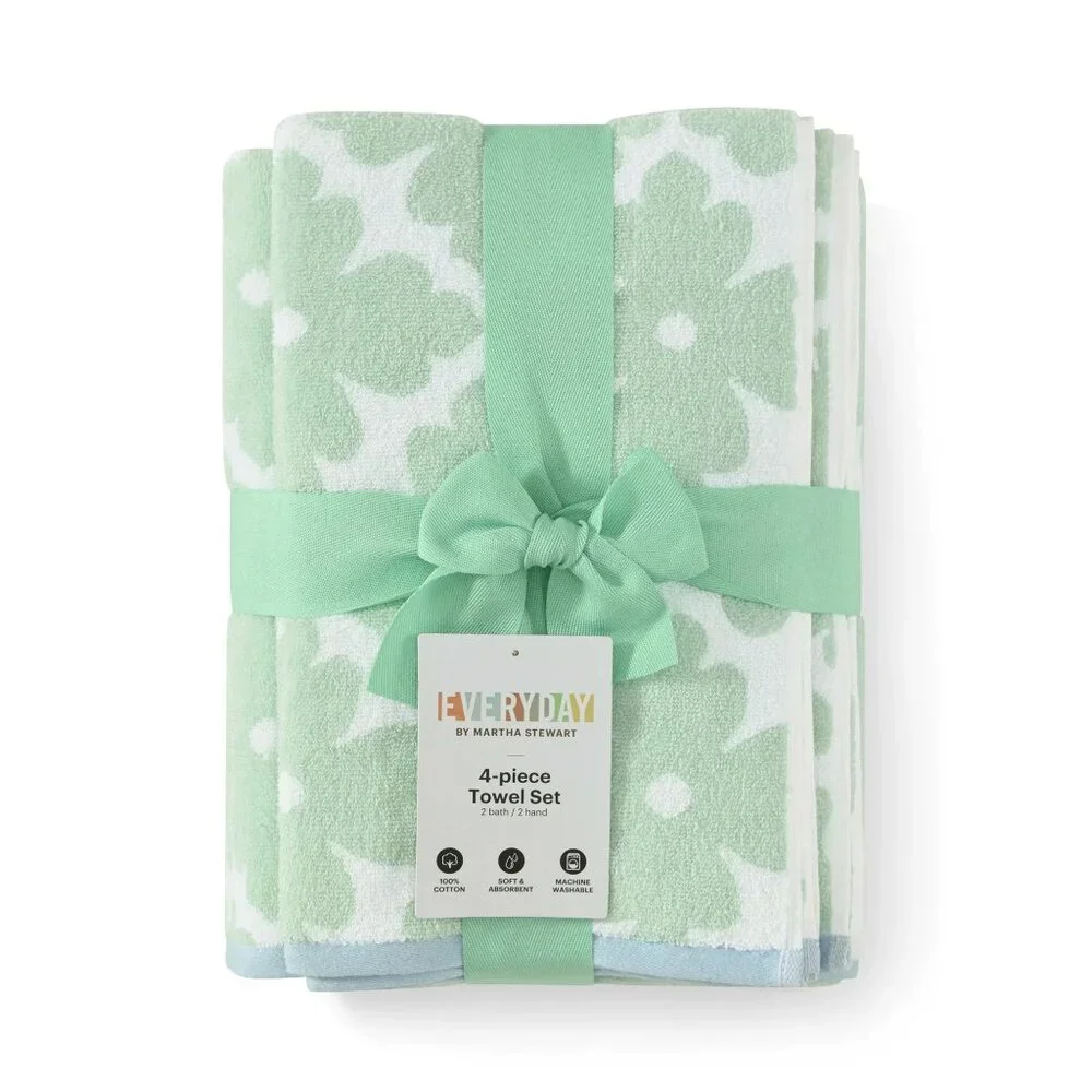Martha Stewart Everyday 4 piece Towel Gift Set in mint green floral motif Shower